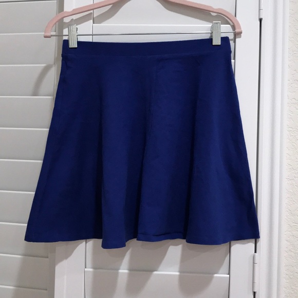 Forever 21 Dresses & Skirts - Blue skater skirt